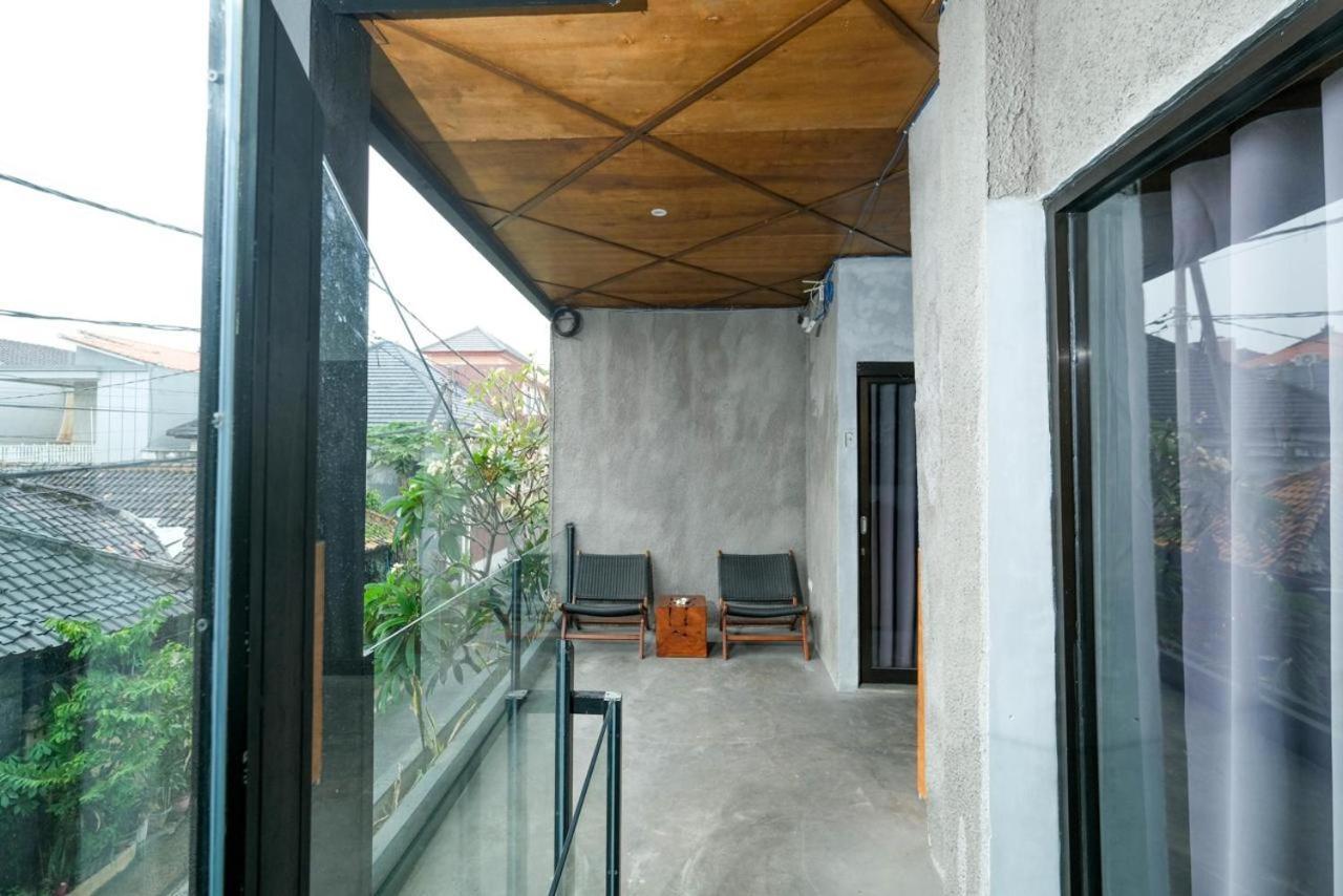 Escotel Krisnantara Canggu Esterno foto
